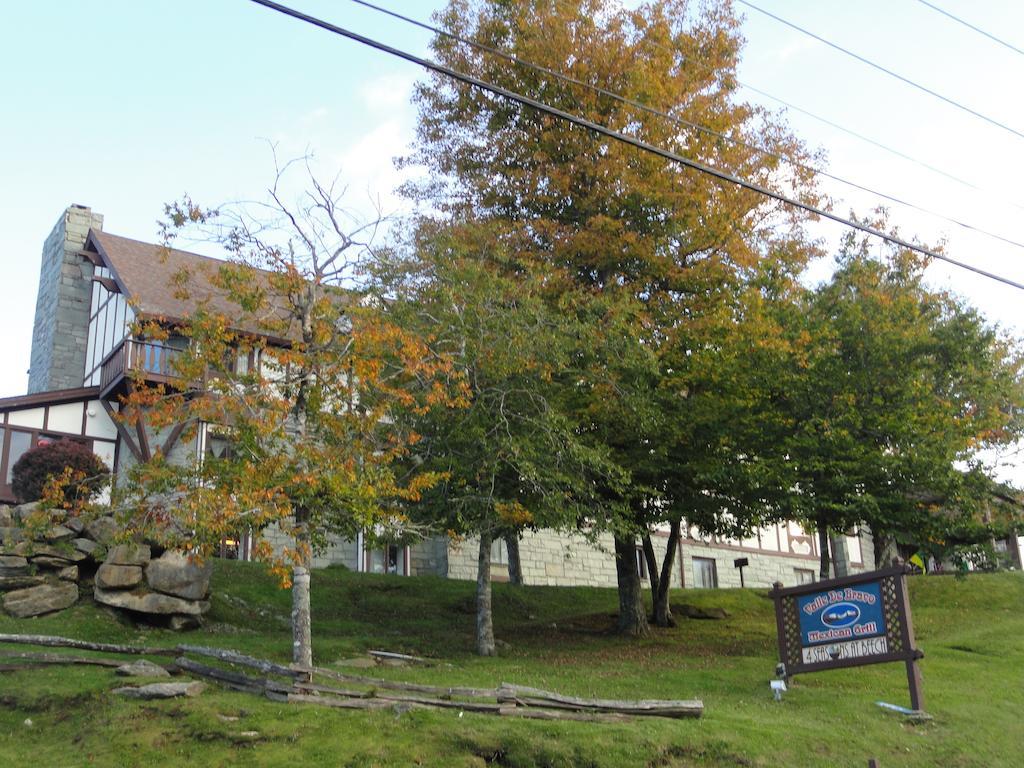 4 Seasons At Beech Mountain Hotel Exterior photo