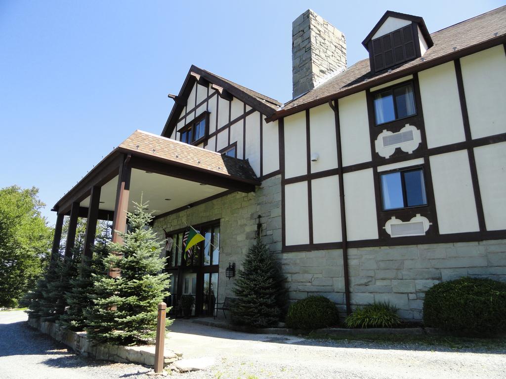 4 Seasons At Beech Mountain Hotel Exterior photo