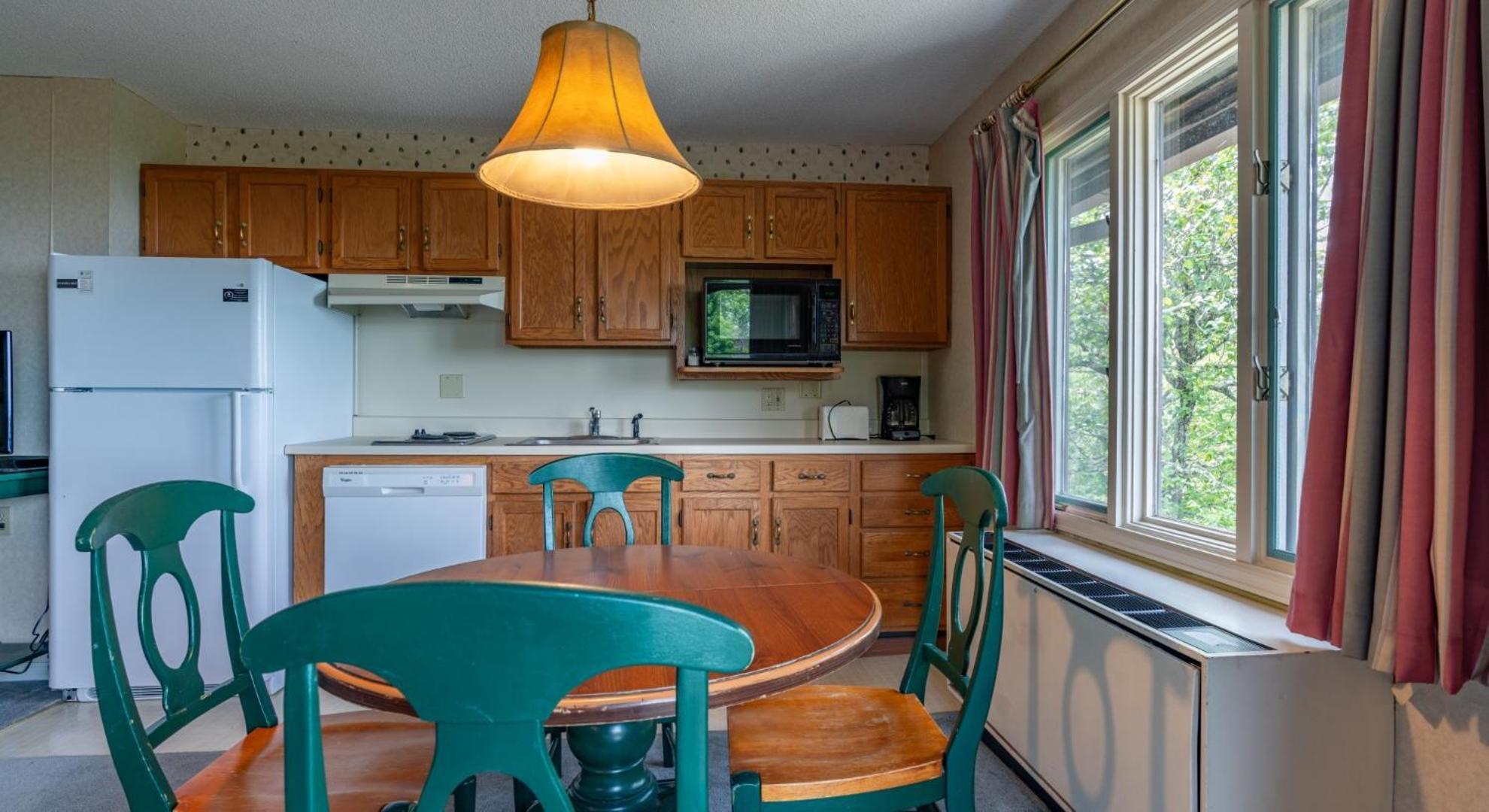 4 Seasons At Beech Mountain Hotel Room photo