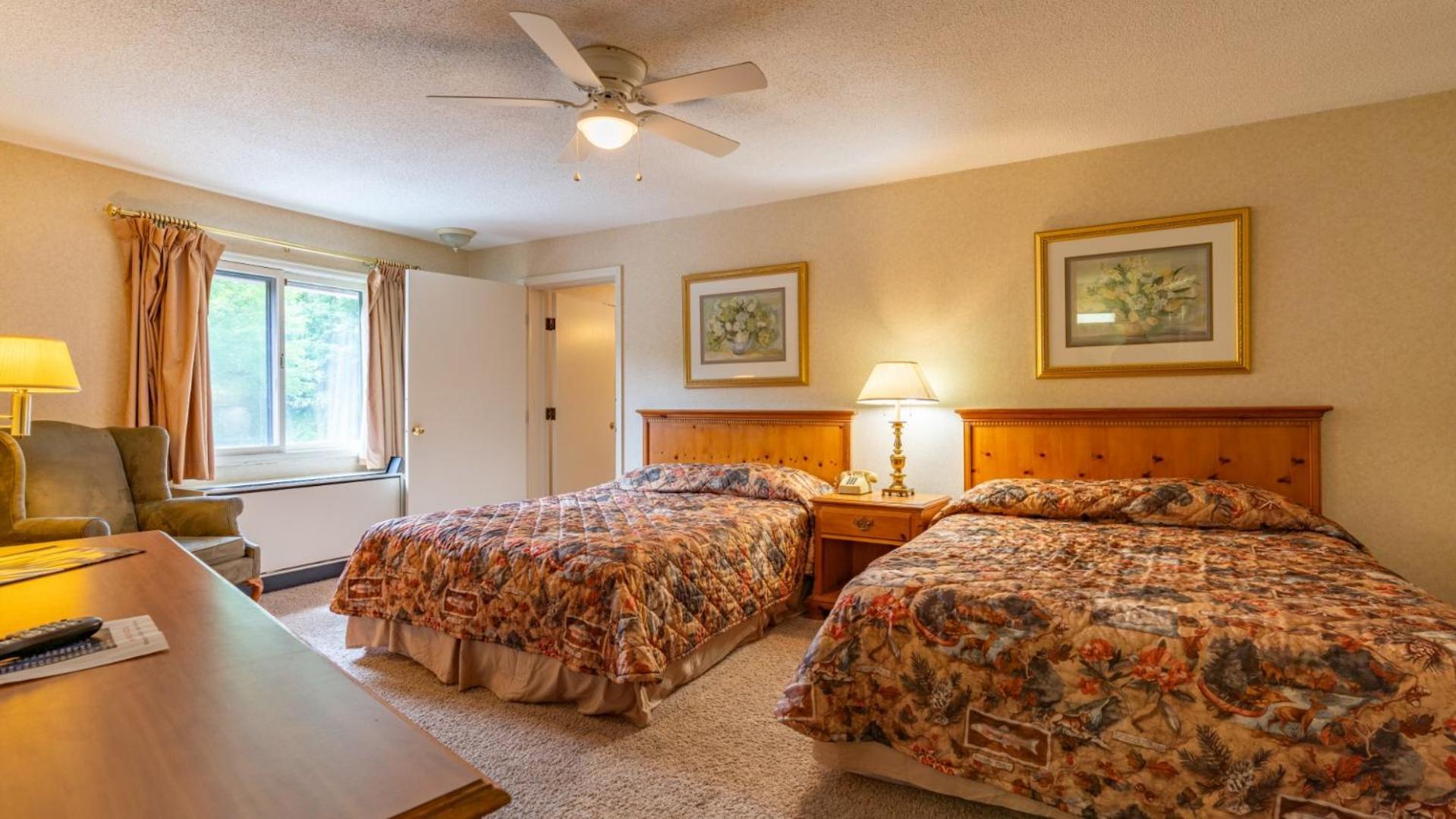 4 Seasons At Beech Mountain Hotel Room photo